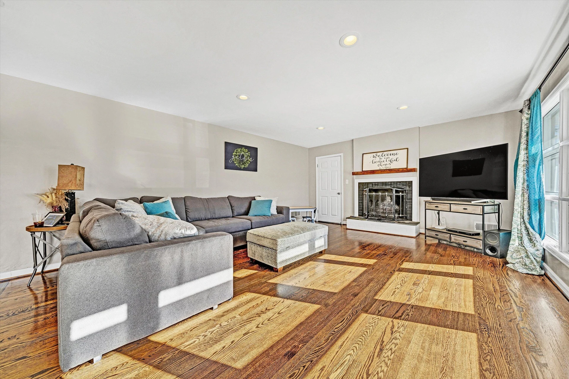 3558 Wright RD - Photo 4