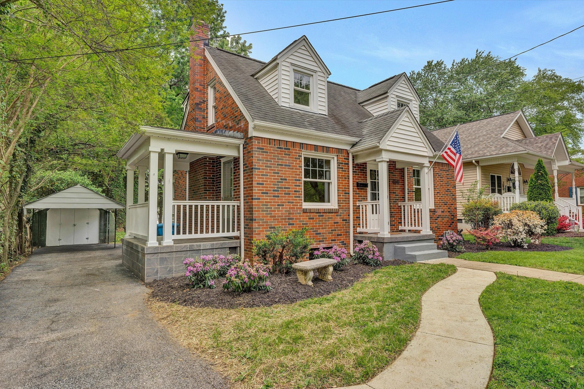 3336 Collingwood ST - Photo 3