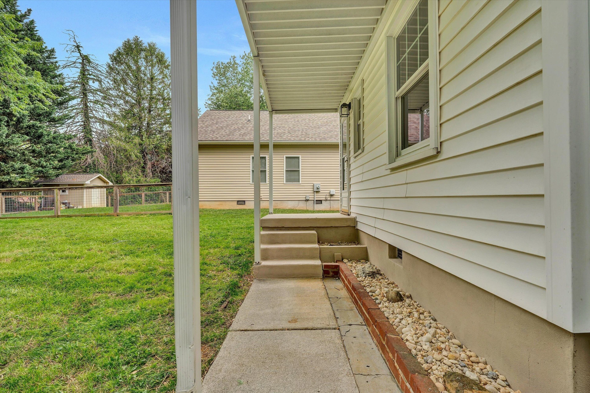 3336 Collingwood ST - Photo 6