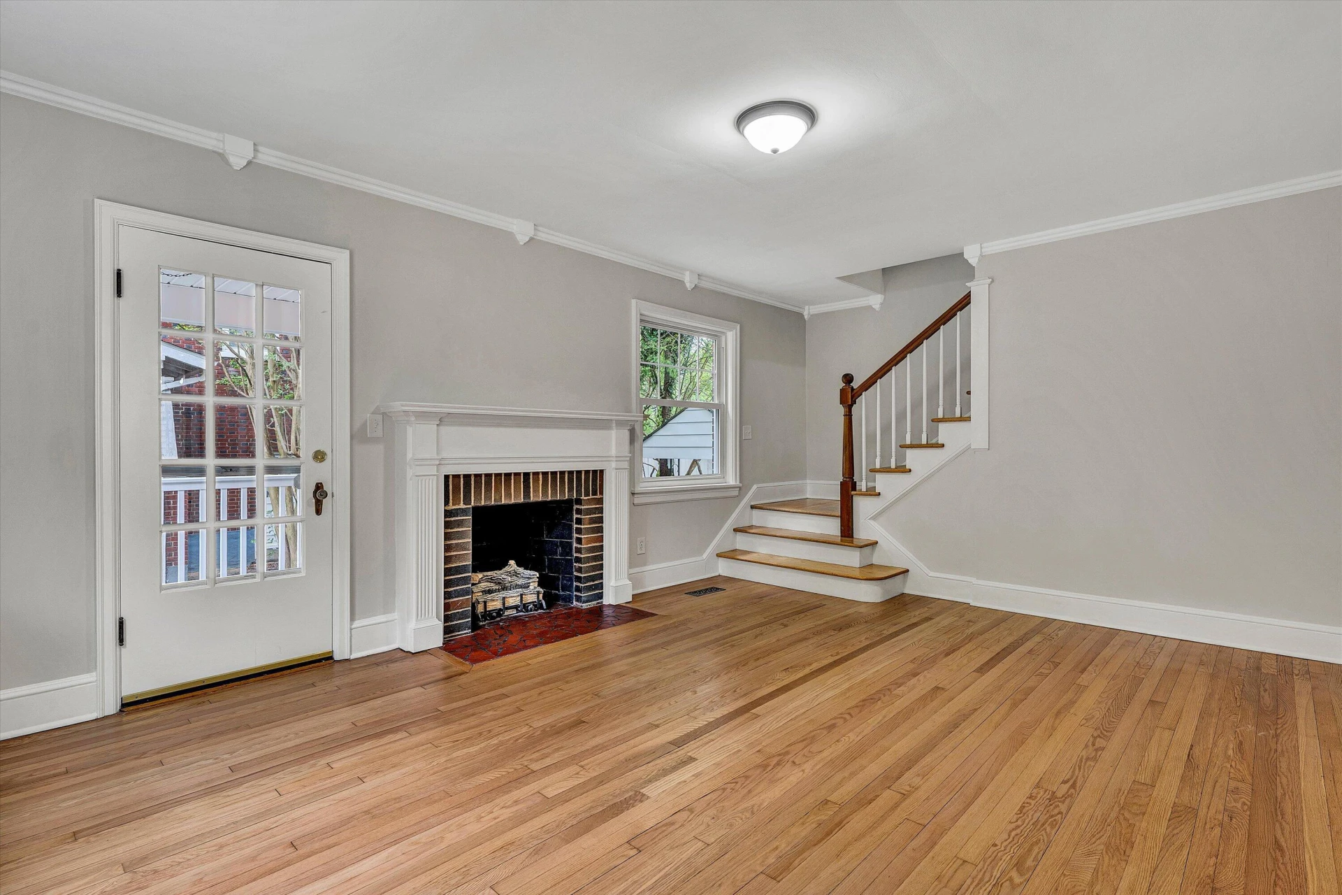 3336 Collingwood ST - Photo 9