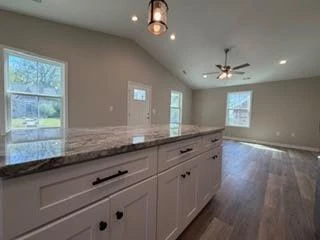 804 Harrison AVE - Photo 6
