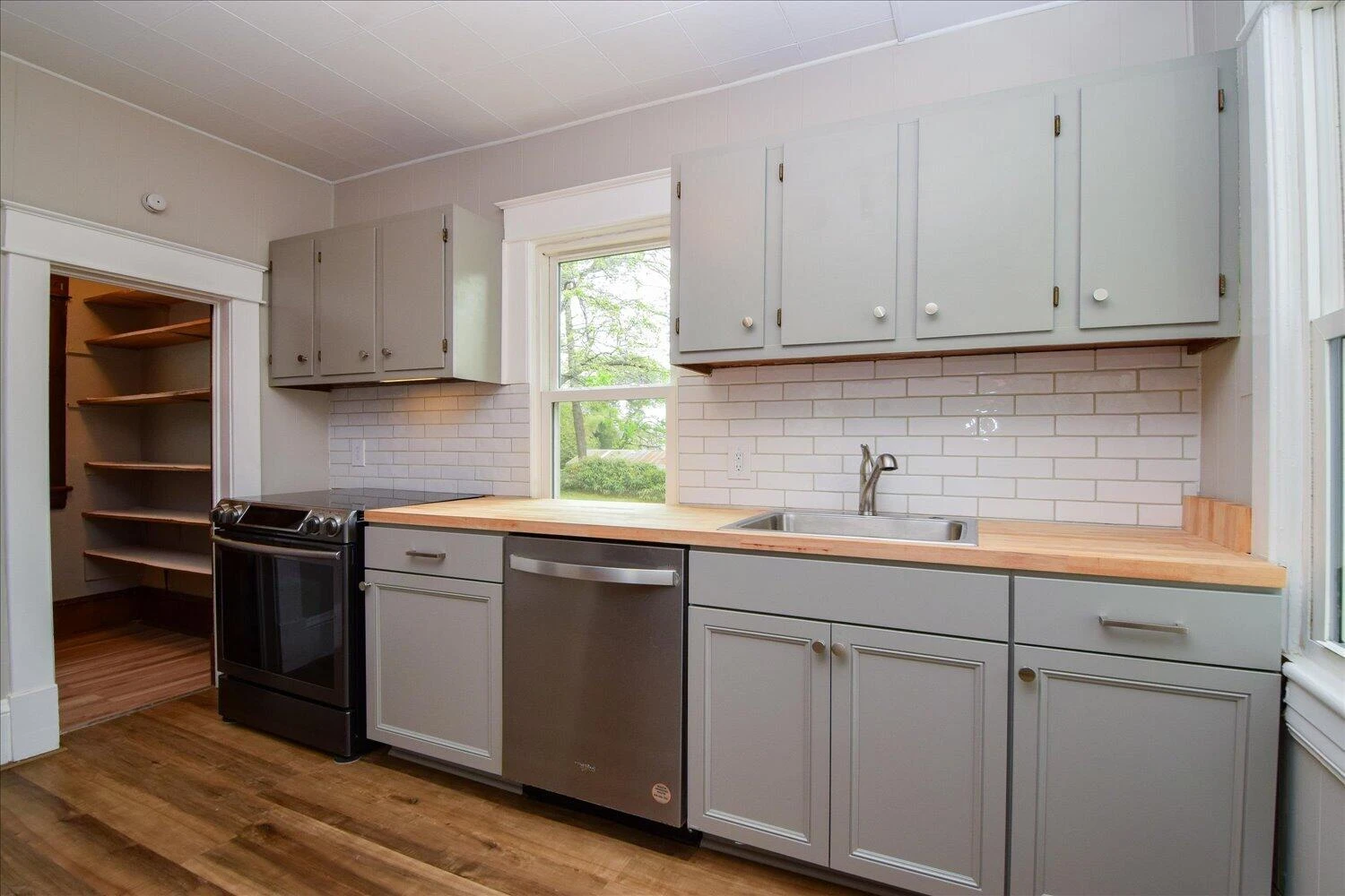 2249 Garden City BLVD - Photo 10