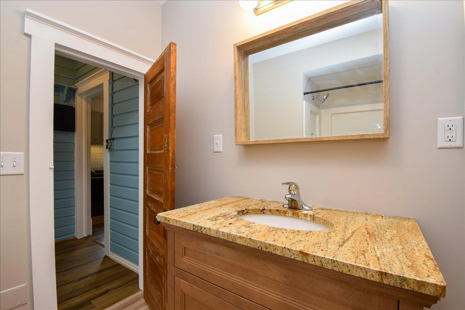 2249 Garden City BLVD - Photo 18