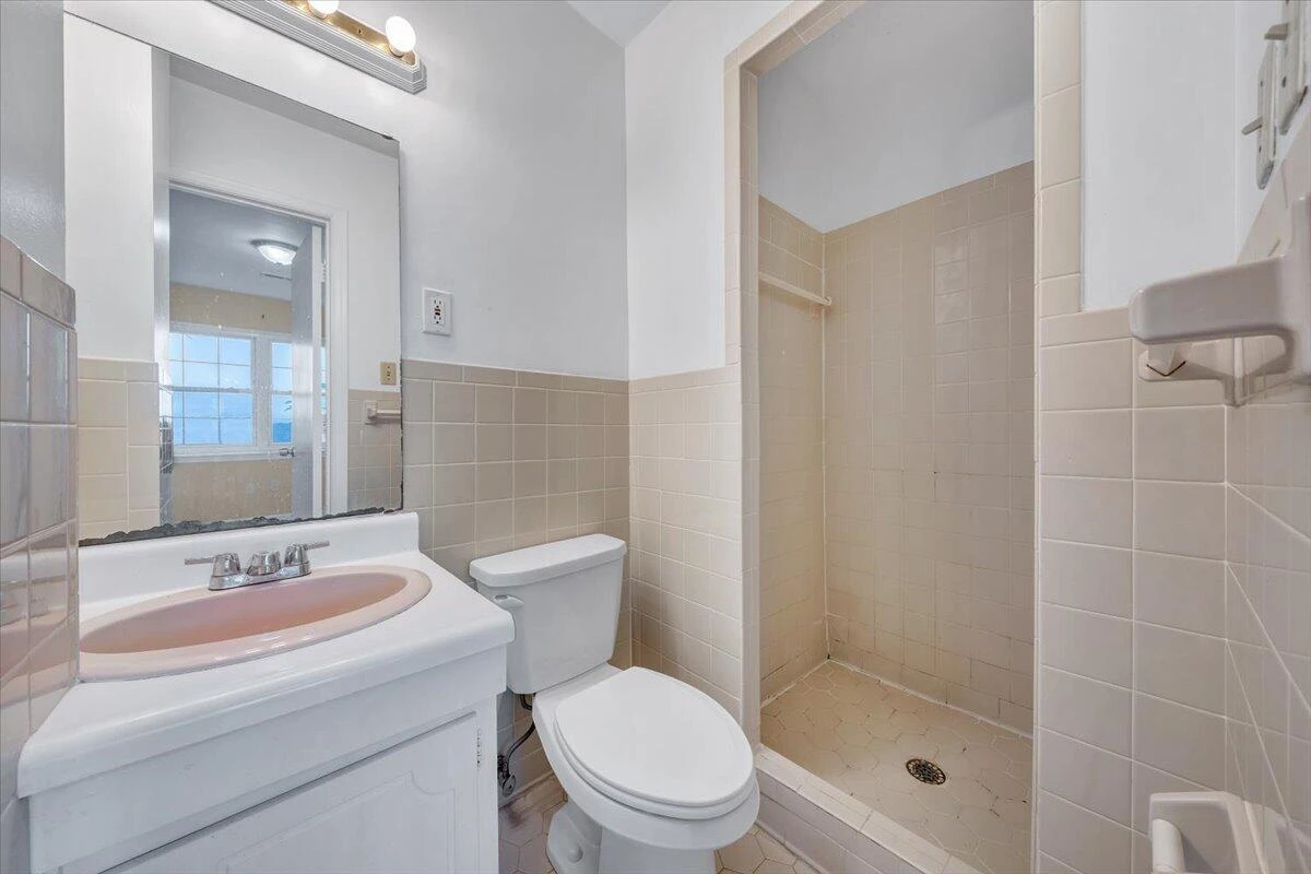 1702 Elbert DR ## 1704 - Photo 13