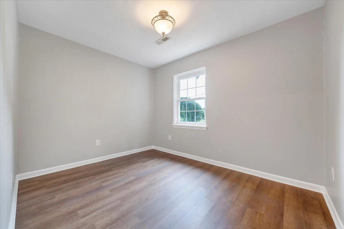 1702 Elbert DR ## 1704 - Photo 25