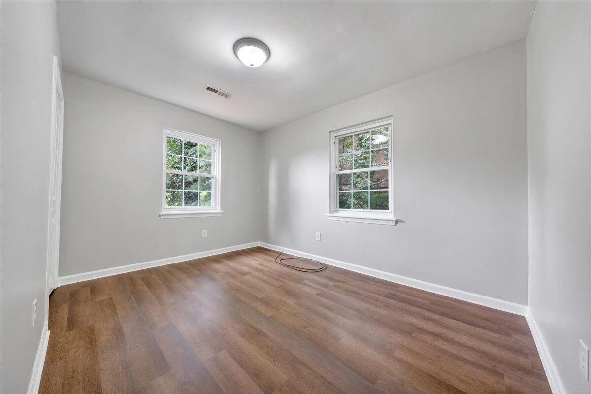 1702 Elbert DR ## 1704 - Photo 26
