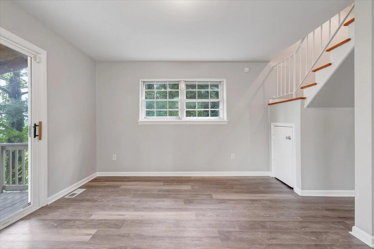 1702 Elbert DR ## 1704 - Photo 5