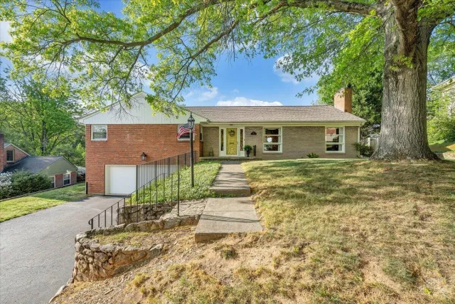 2421 Mount Vernon RD