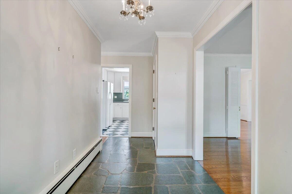 2421 Mount Vernon RD - Photo 22