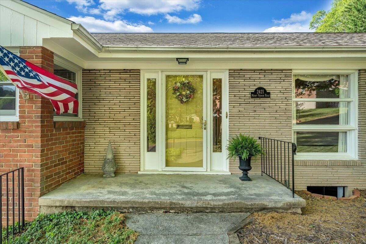 2421 Mount Vernon RD - Photo 4