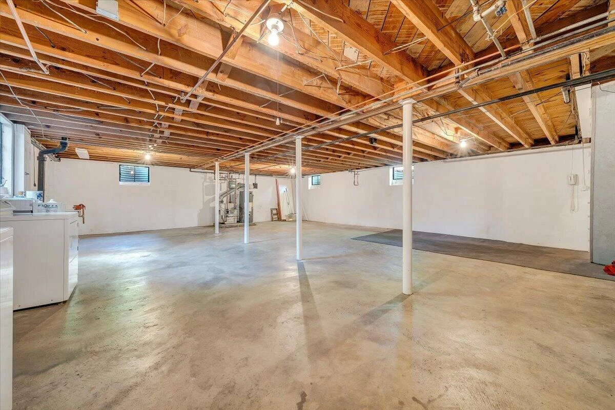 2421 Mount Vernon RD - Photo 50