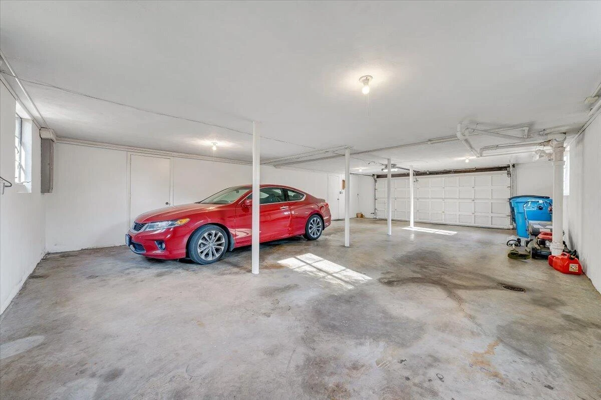 2421 Mount Vernon RD - Photo 52