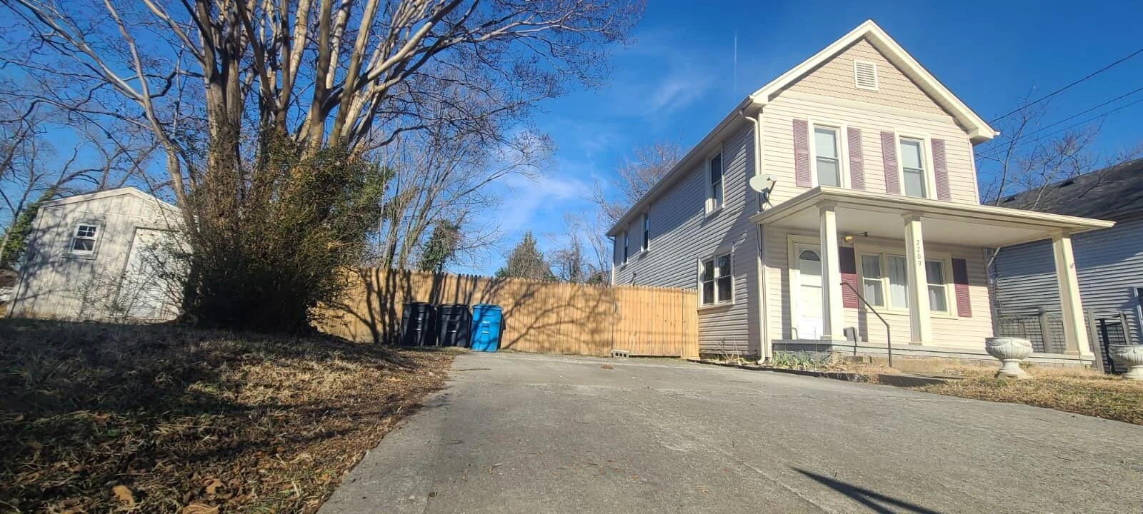 2209 Buford AVE