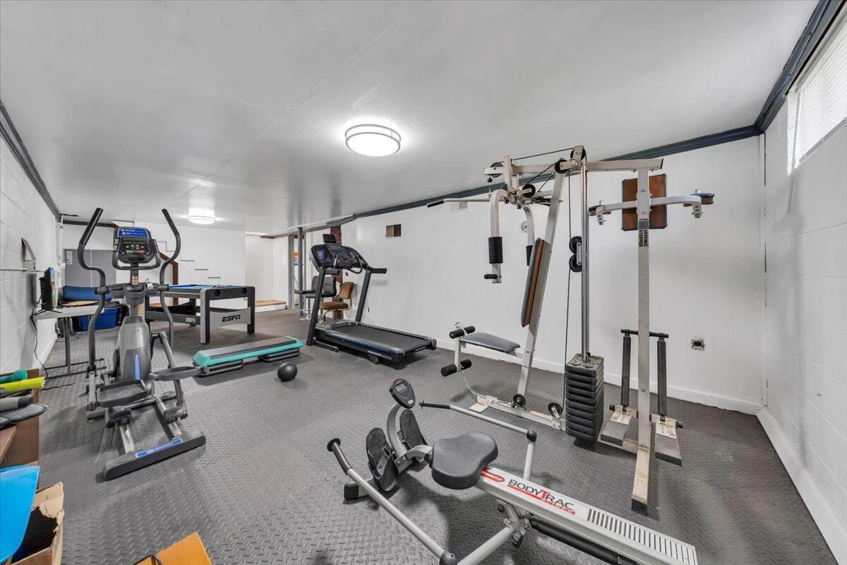 2715 Mountainaire AVE - Photo 26