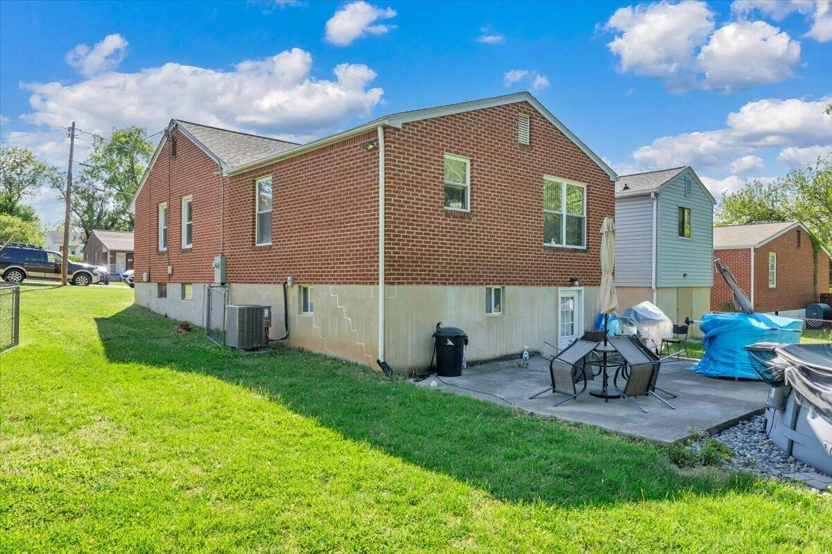 2715 Mountainaire AVE - Photo 32