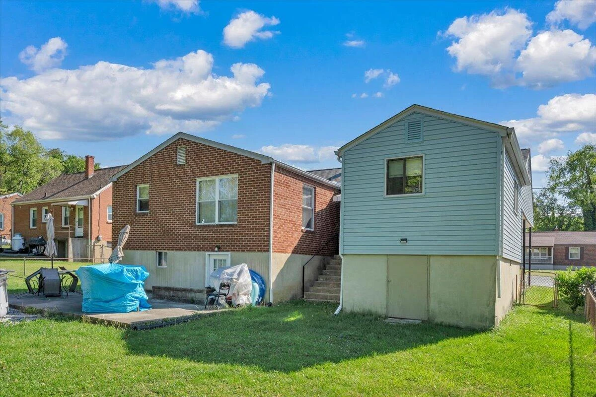 2715 Mountainaire AVE - Photo 35
