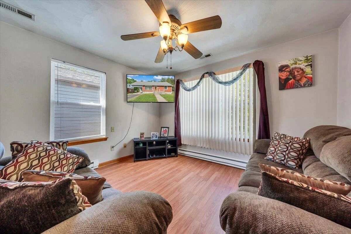 2715 Mountainaire AVE - Photo 9