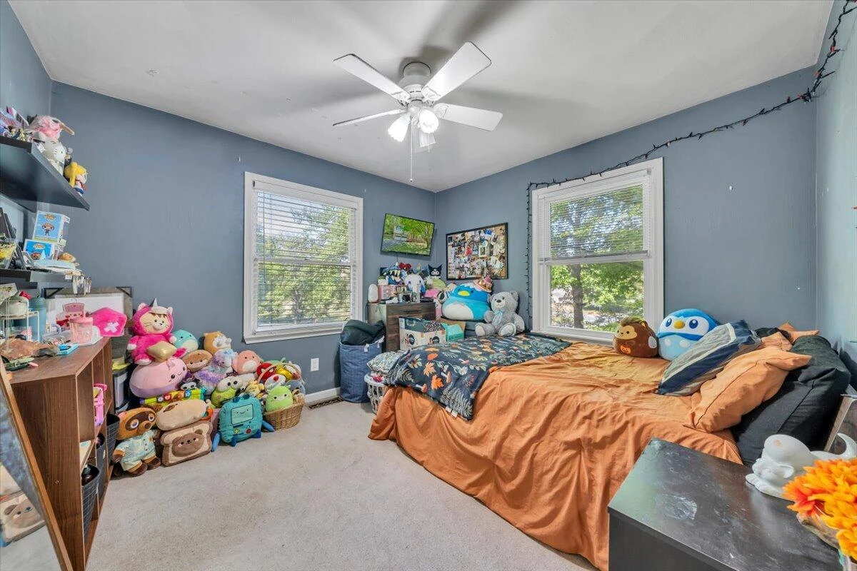 56 Heather LN - Photo 18