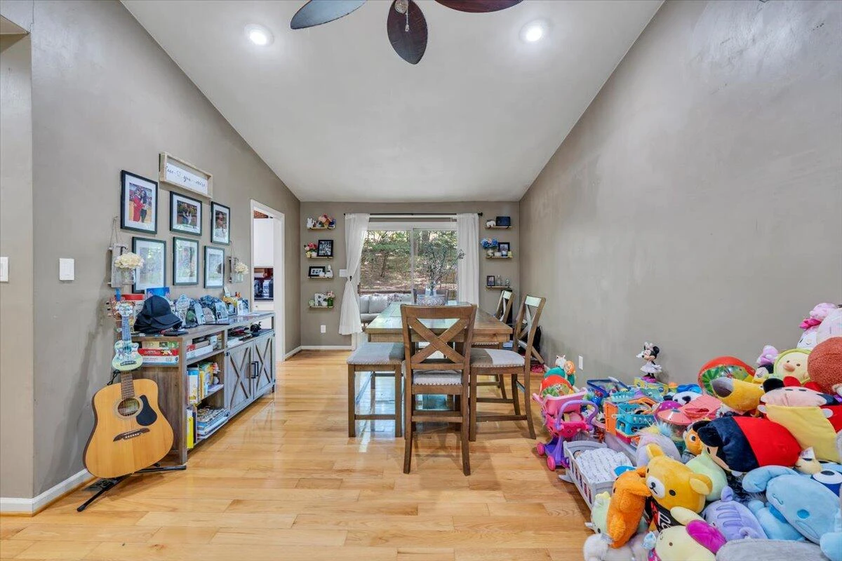 56 Heather LN - Photo 7