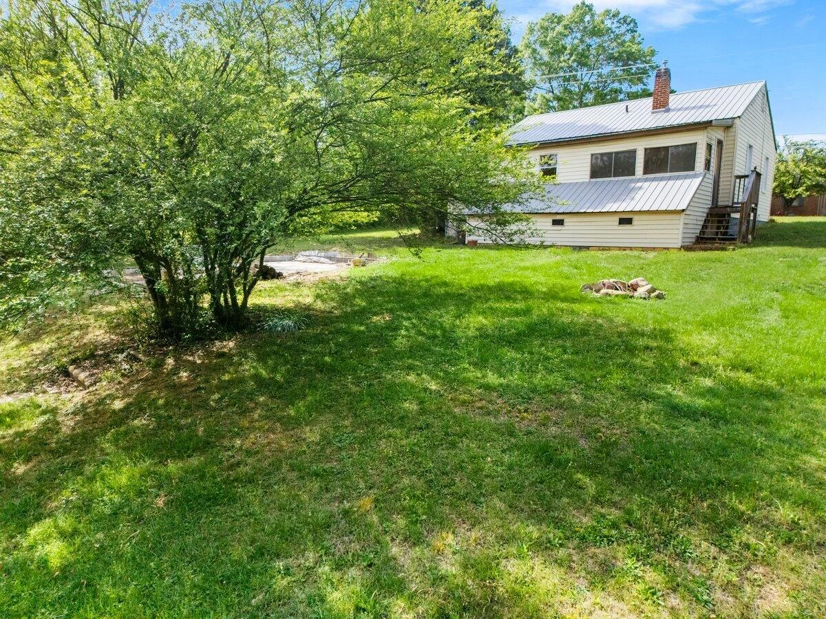 48 Upland DR - Photo 33