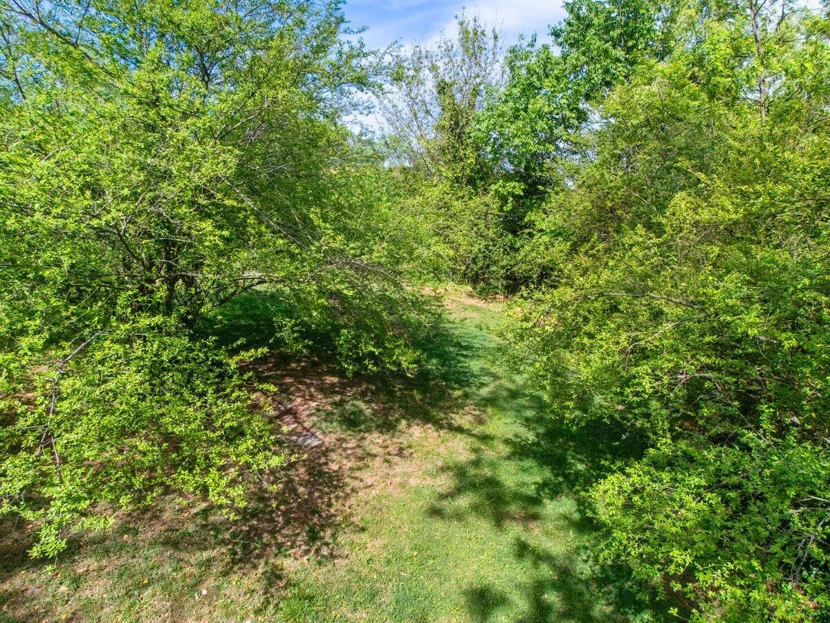 48 Upland DR - Photo 37