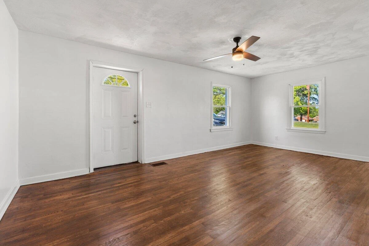 48 Upland DR - Photo 10