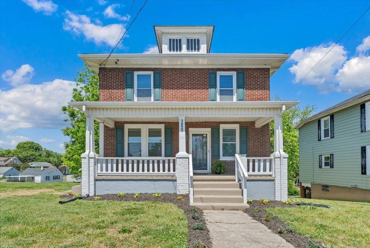 1627 Mercer AVE