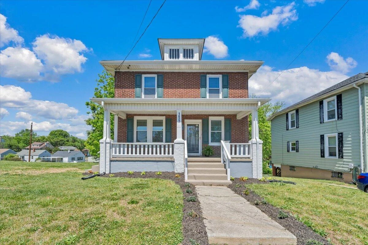 1627 Mercer AVE - Photo 57