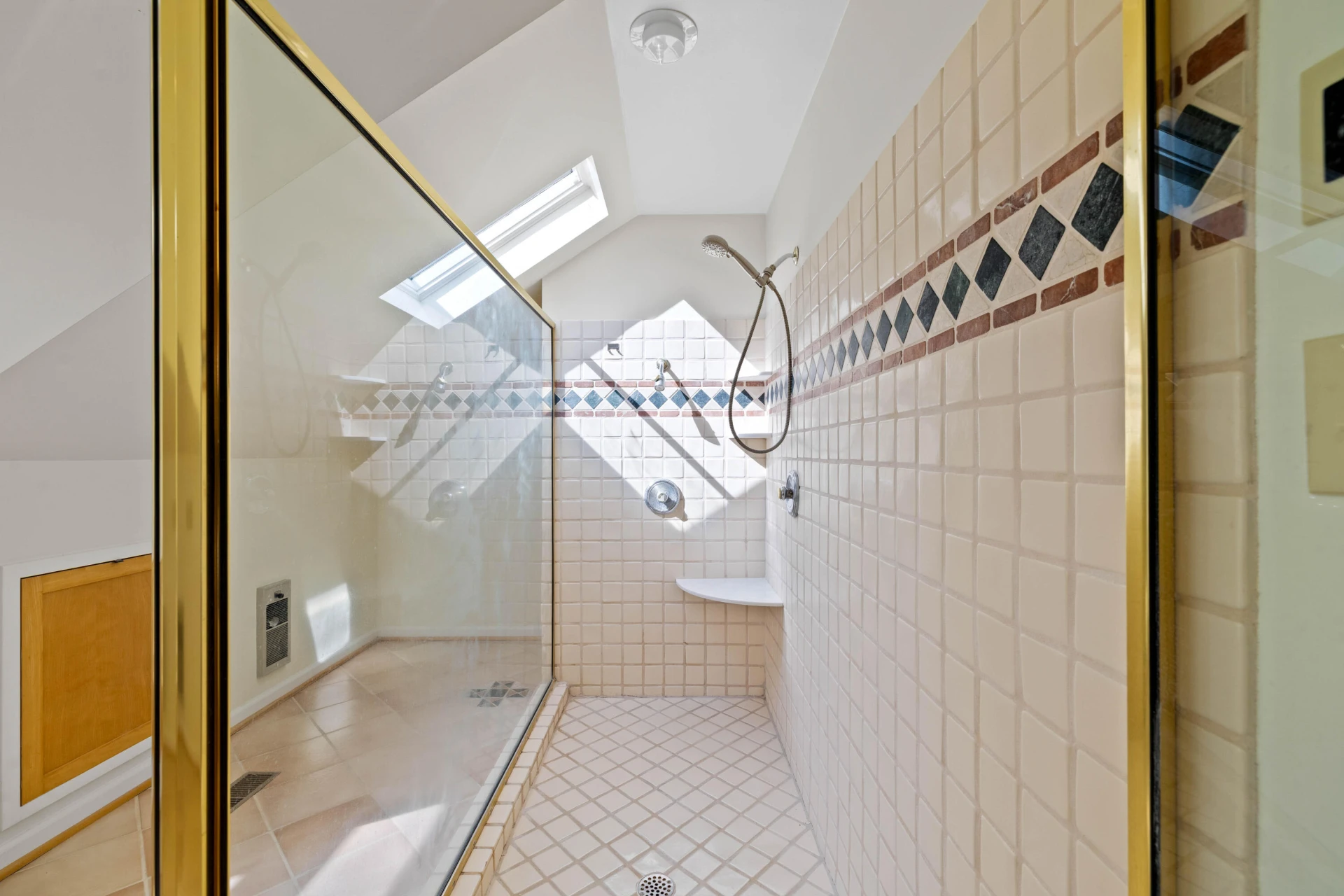 8501 Bent Mountain RD - Photo 16