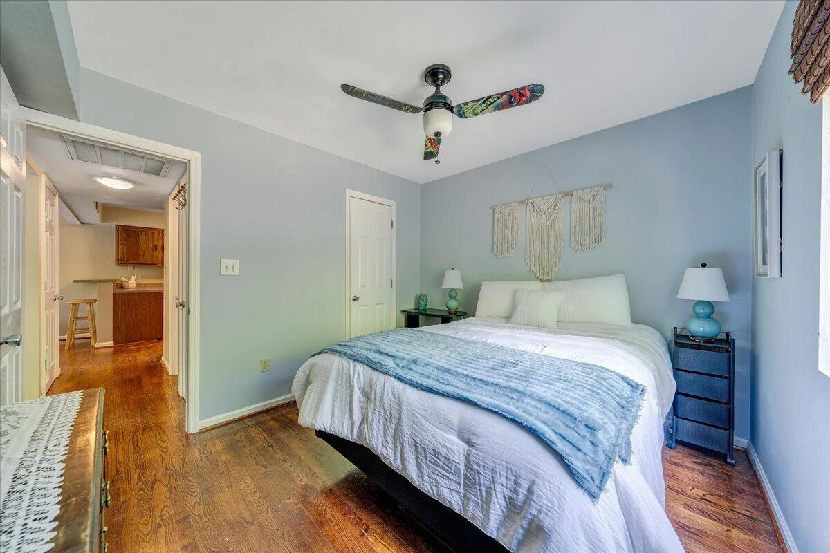 8664 Martins Creek RD - Photo 18