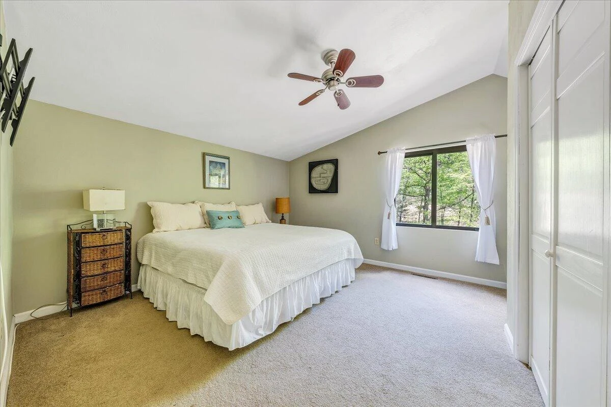 8664 Martins Creek RD - Photo 21