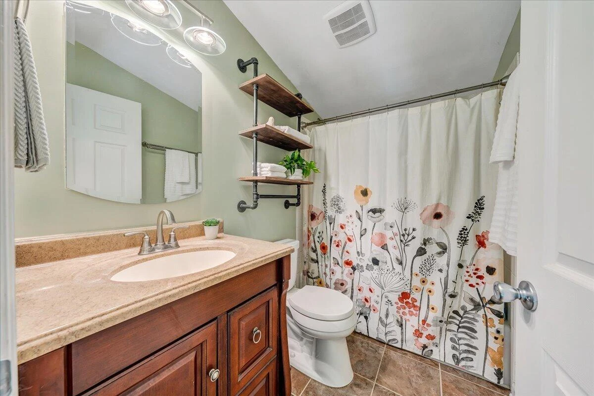 8664 Martins Creek RD - Photo 23
