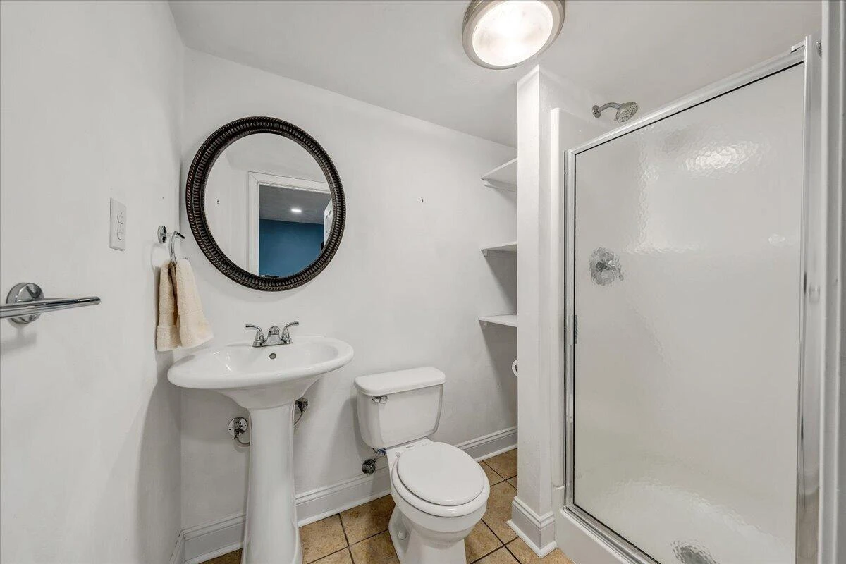 8664 Martins Creek RD - Photo 30