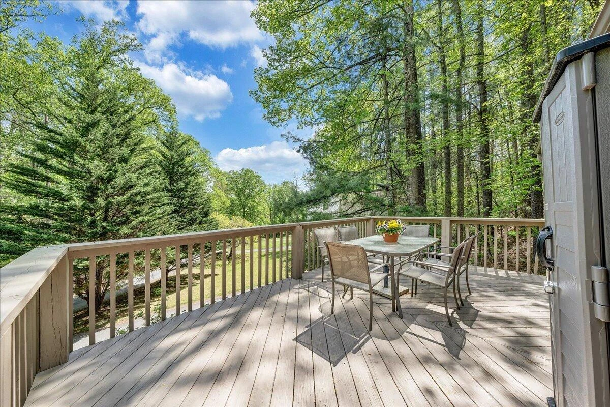 8664 Martins Creek RD - Photo 33