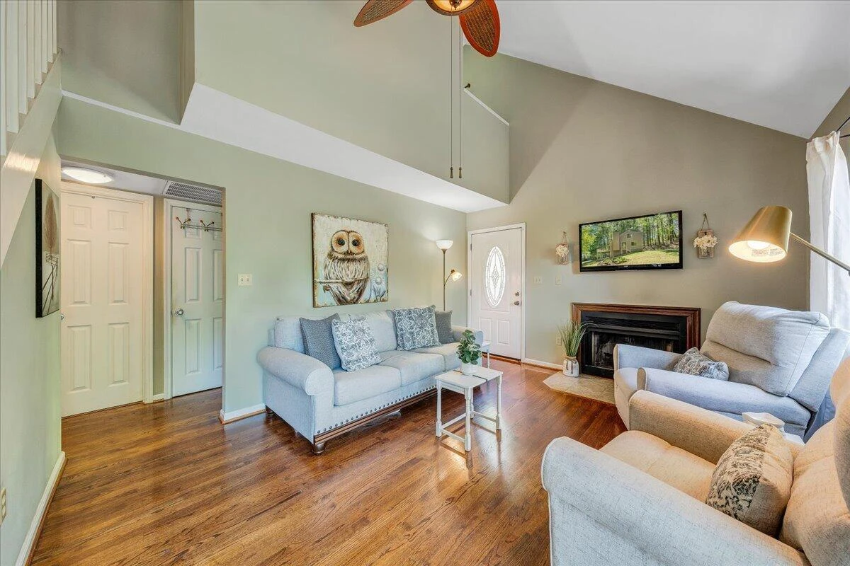 8664 Martins Creek RD - Photo 10