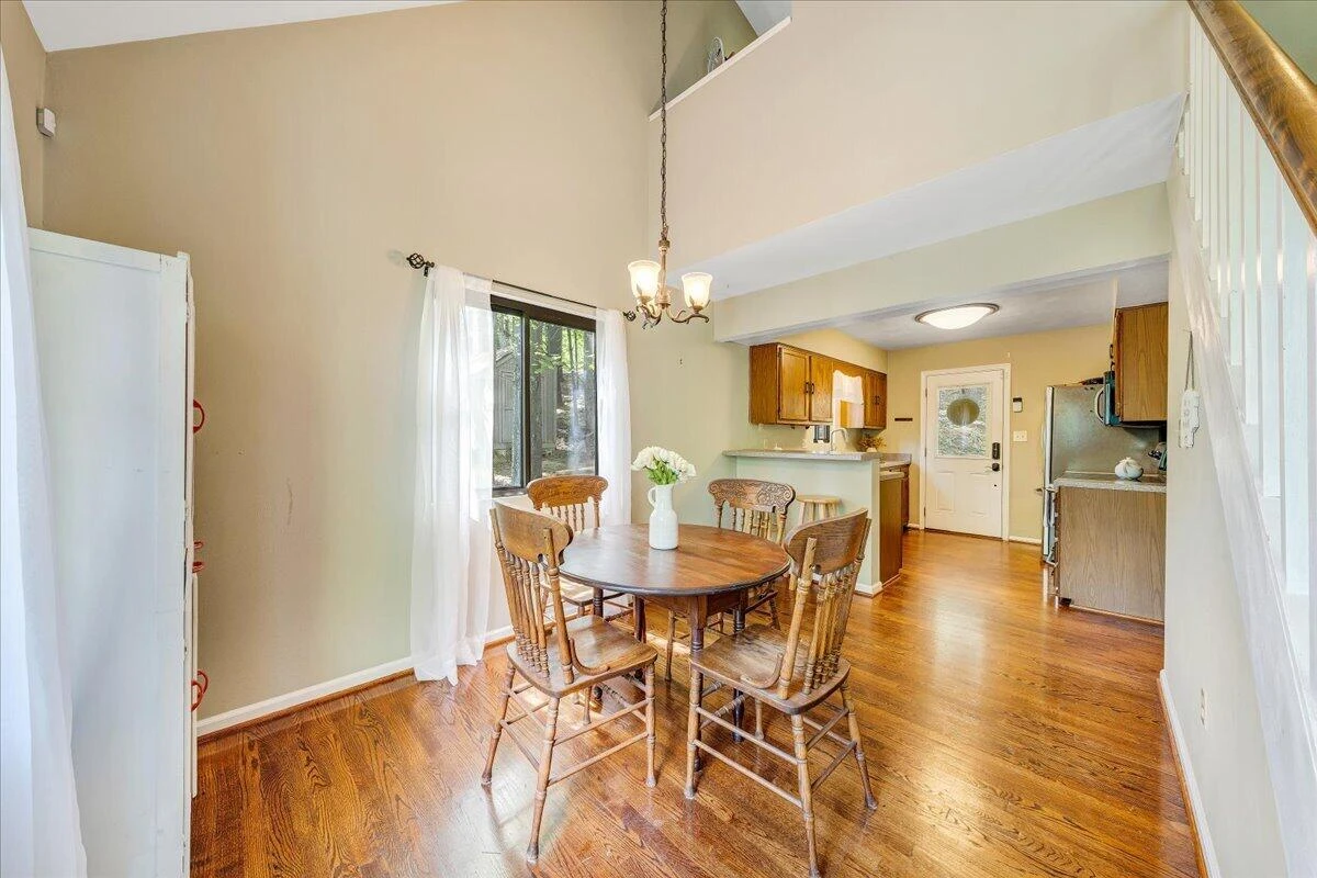 8664 Martins Creek RD - Photo 11