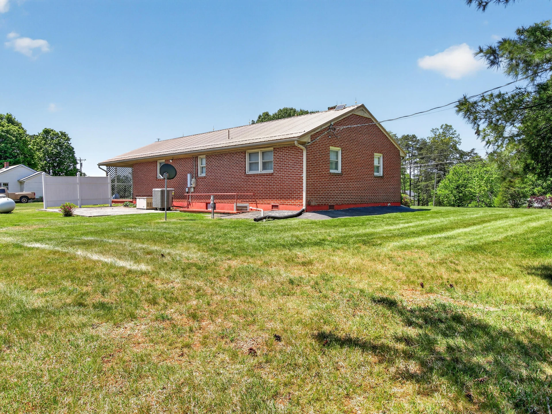 3191 Wards RD - Photo 33