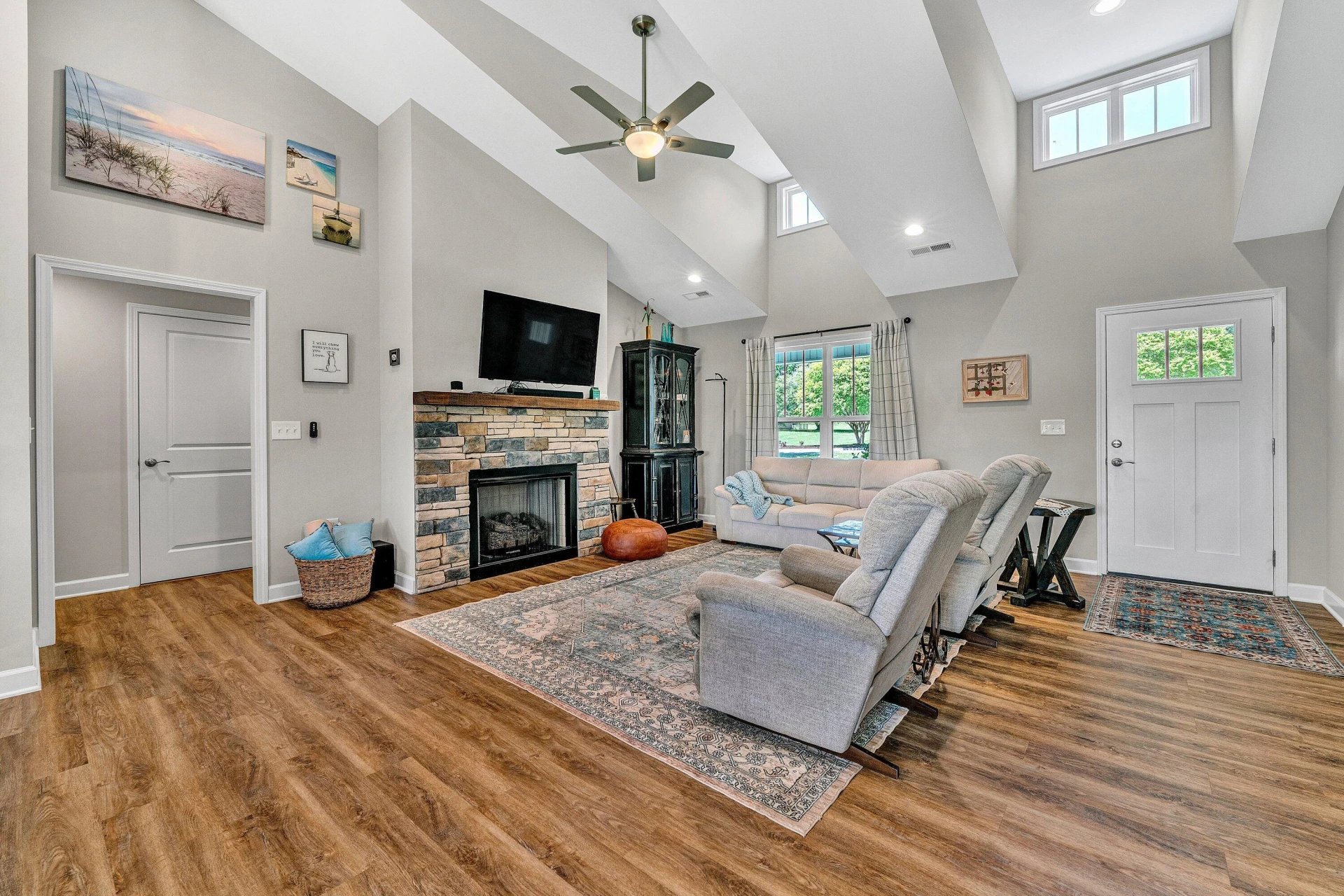 915 Morewood RD - Photo 4