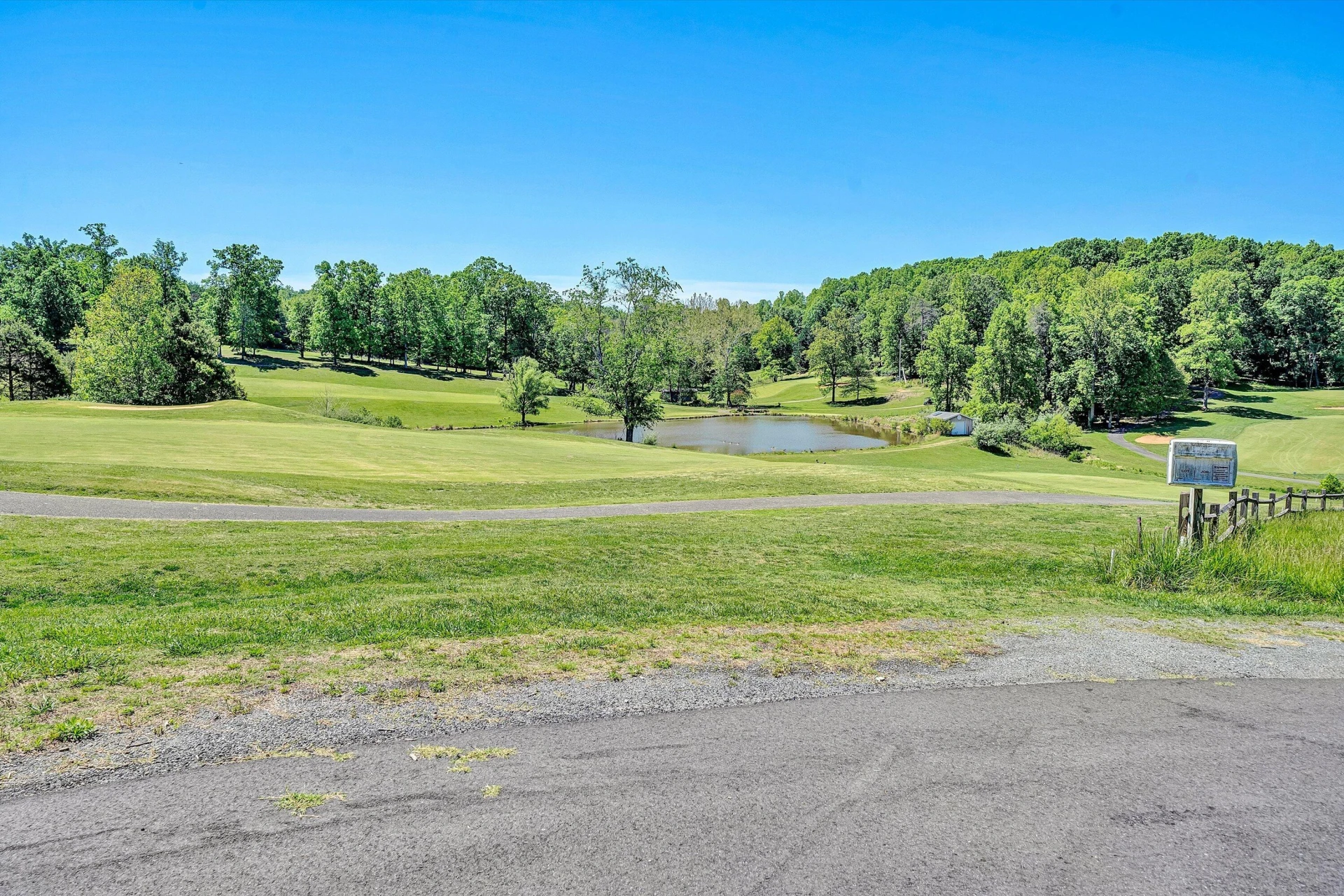 915 Morewood RD - Photo 58