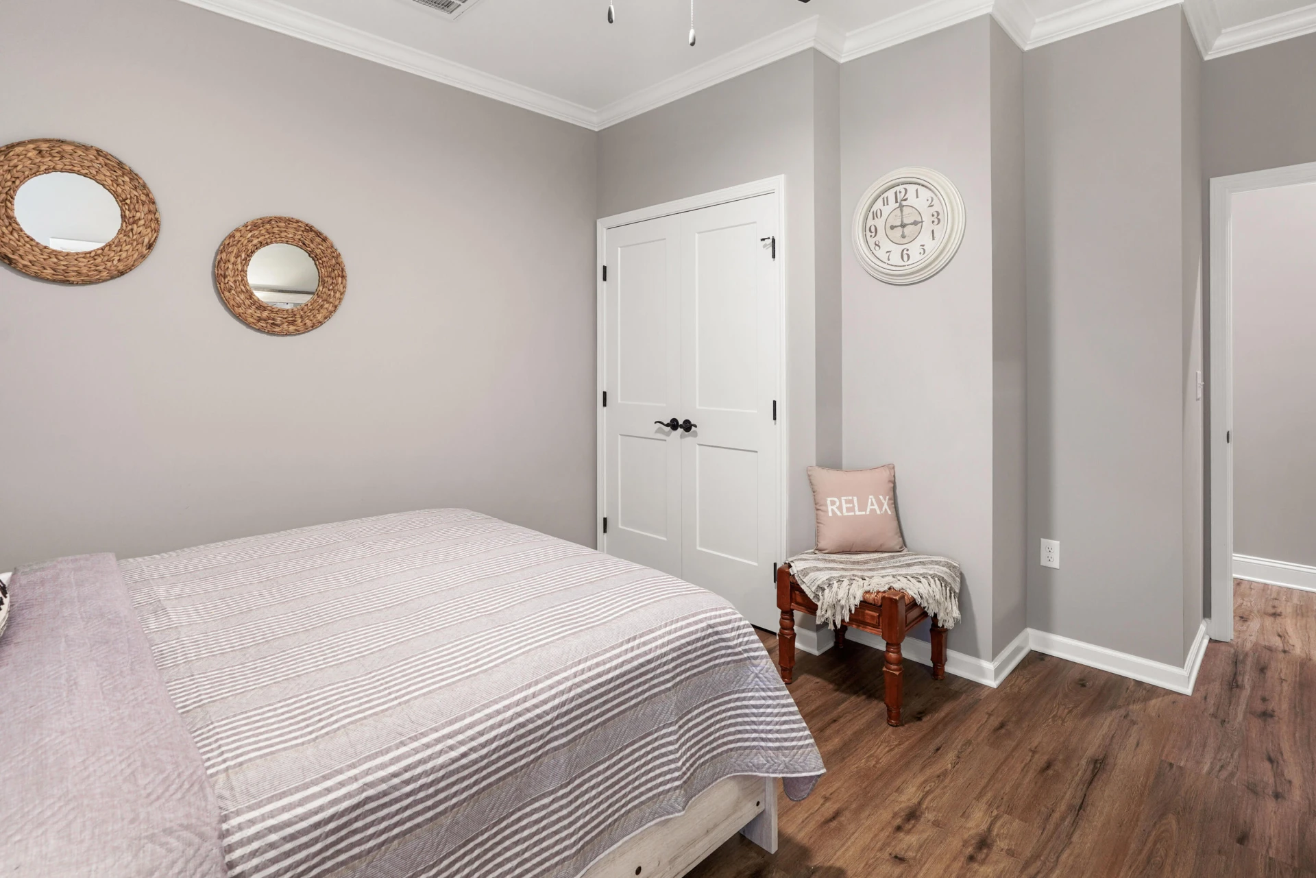 105 Belvior CIR - Photo 32