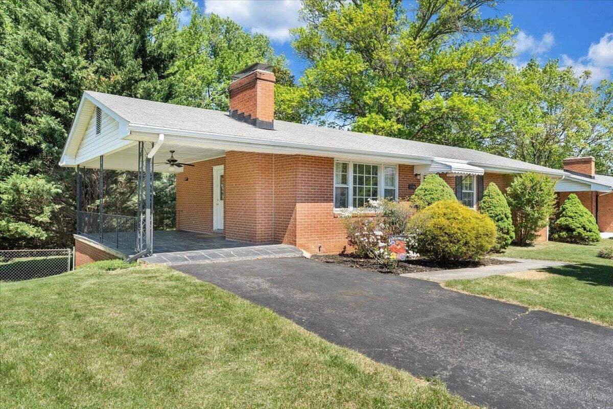 3359 Pamlico DR - Photo 6