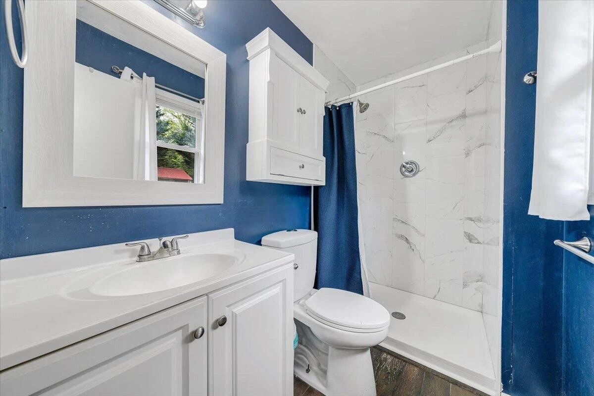 1233 Martha DR - Photo 28