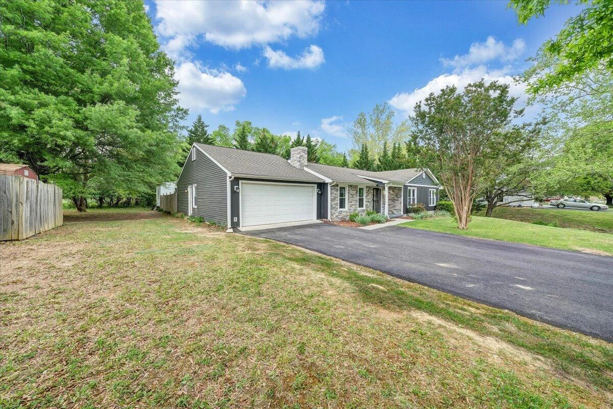 1233 Martha DR - Photo 63