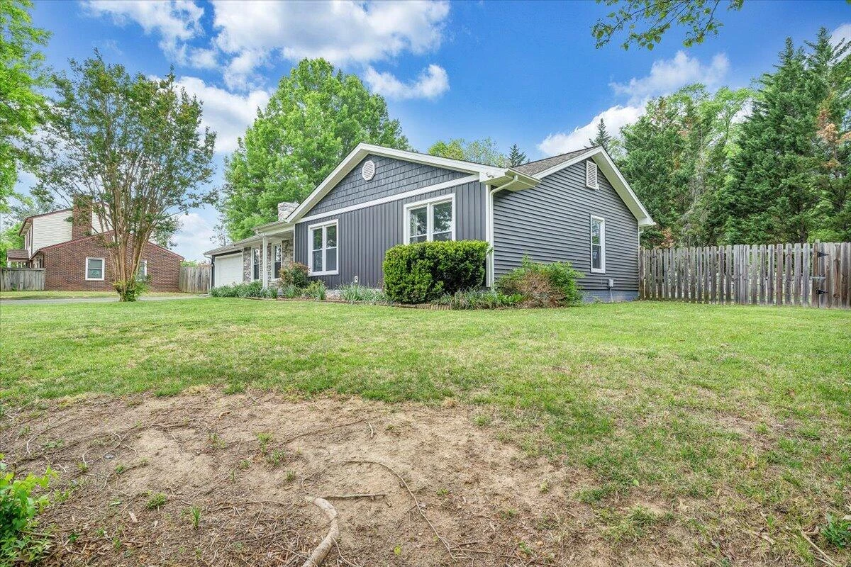 1233 Martha DR - Photo 67