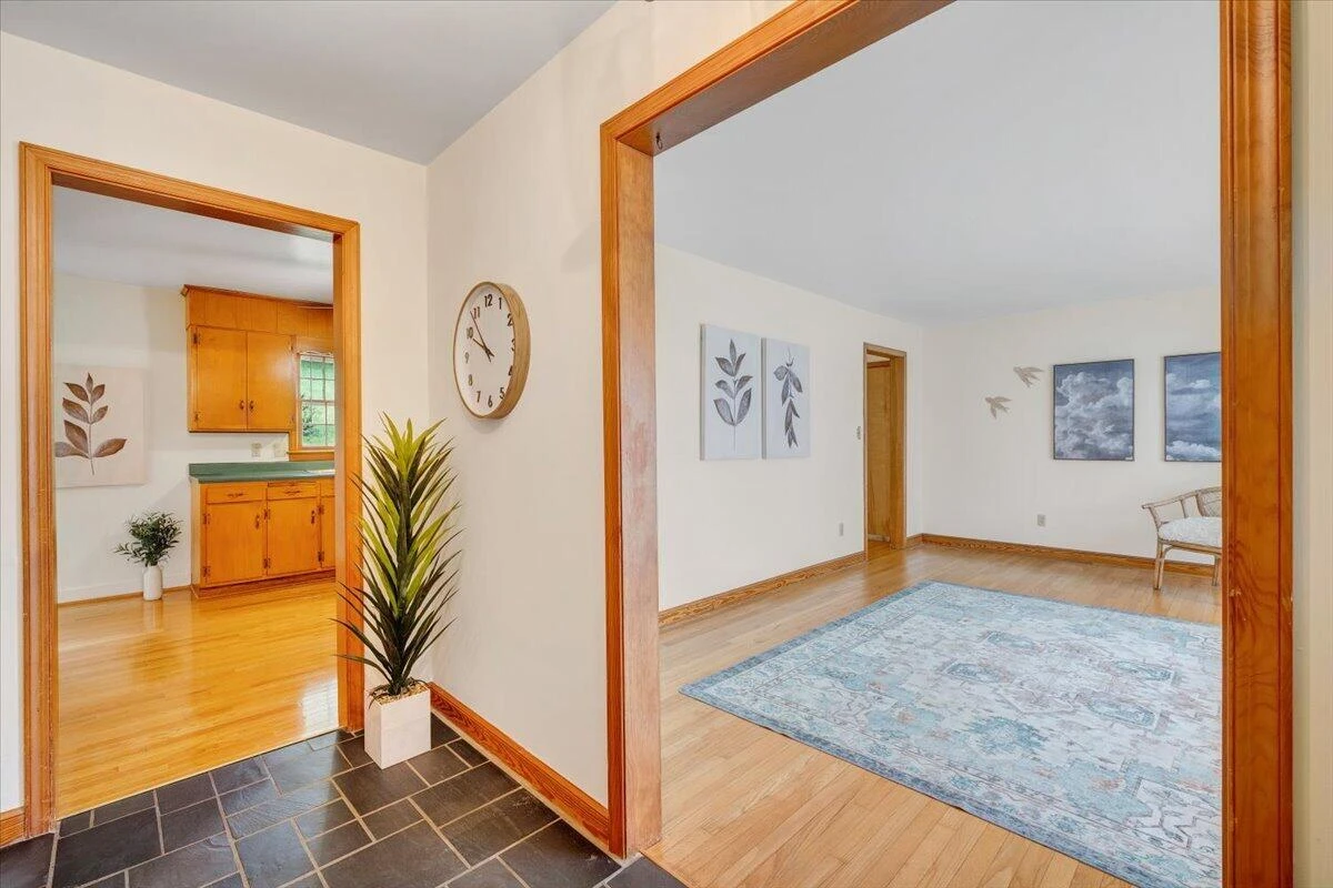 5105 Medmont CIR - Photo 10