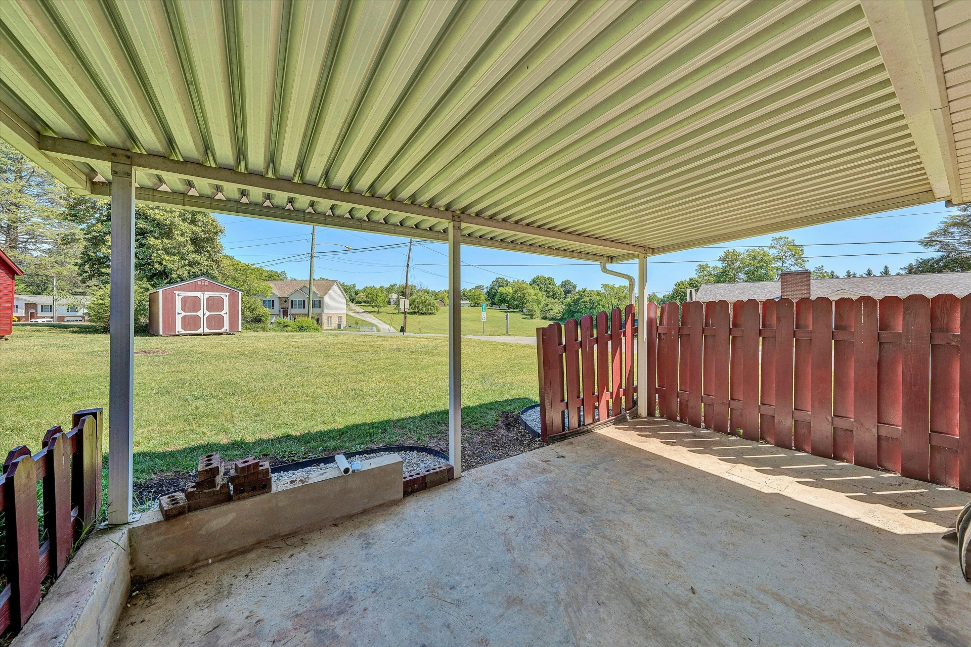 1771 Glendon RD - Photo 30