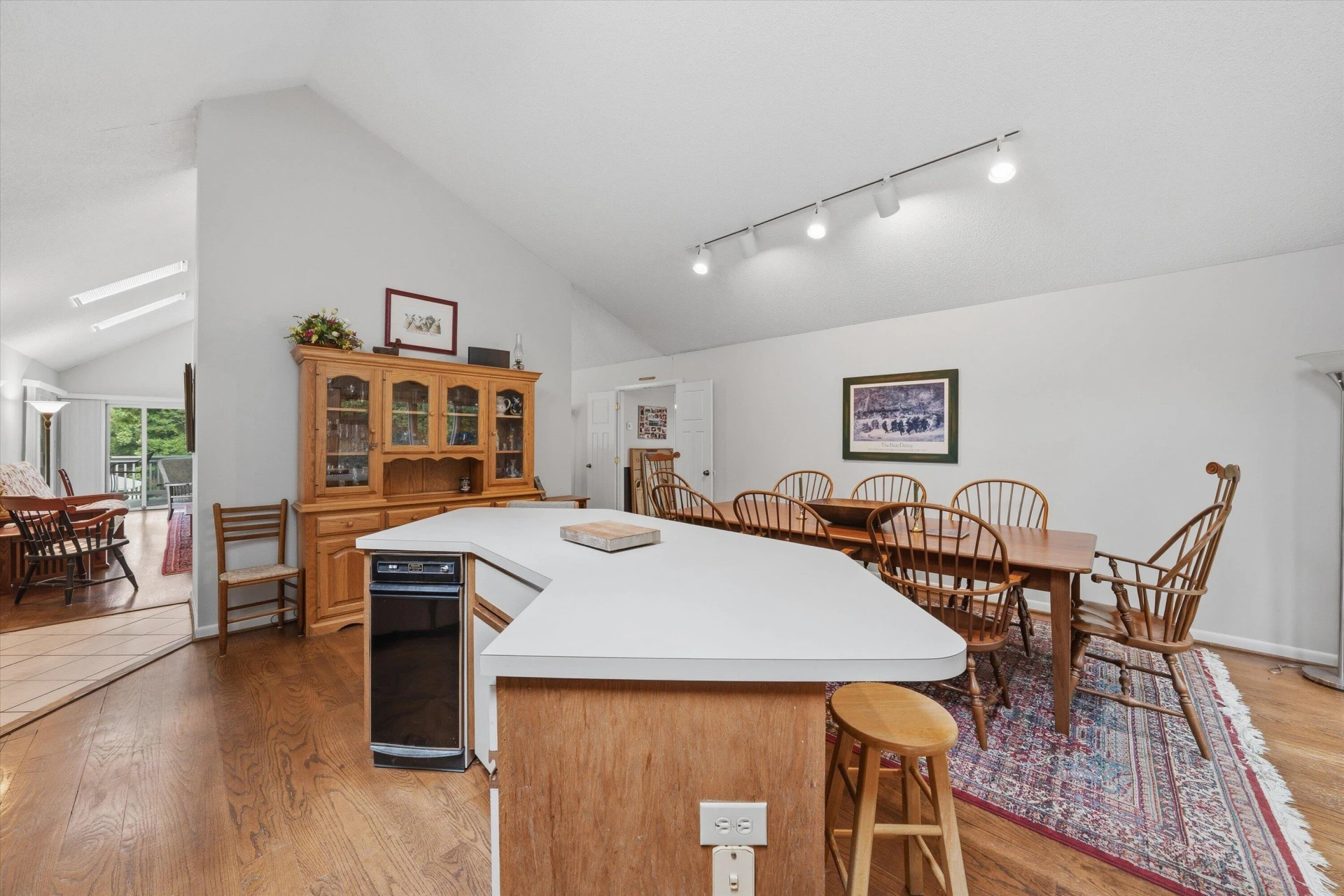 214 Twin Chimneys DR - Photo 10