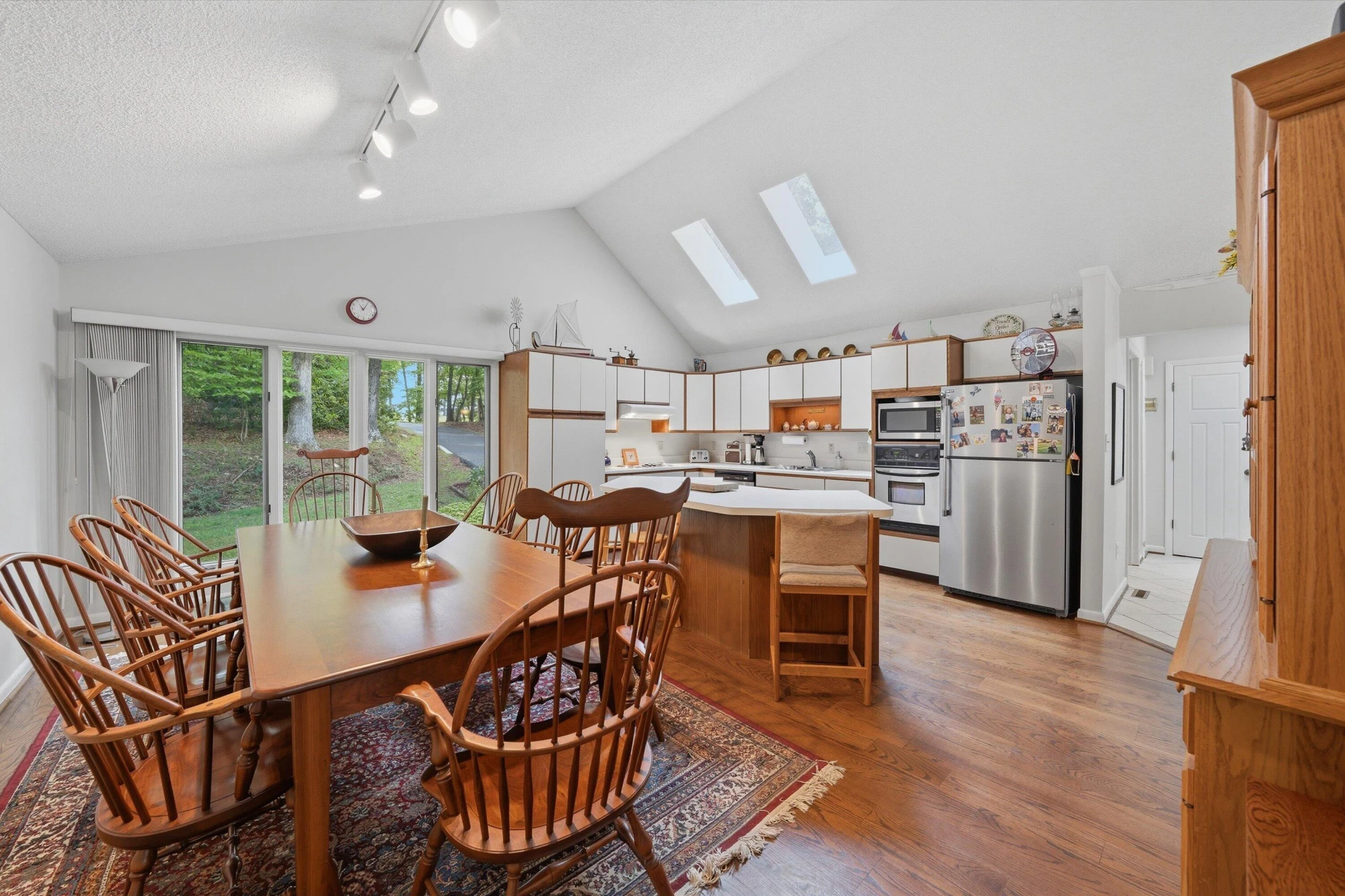 214 Twin Chimneys DR - Photo 11