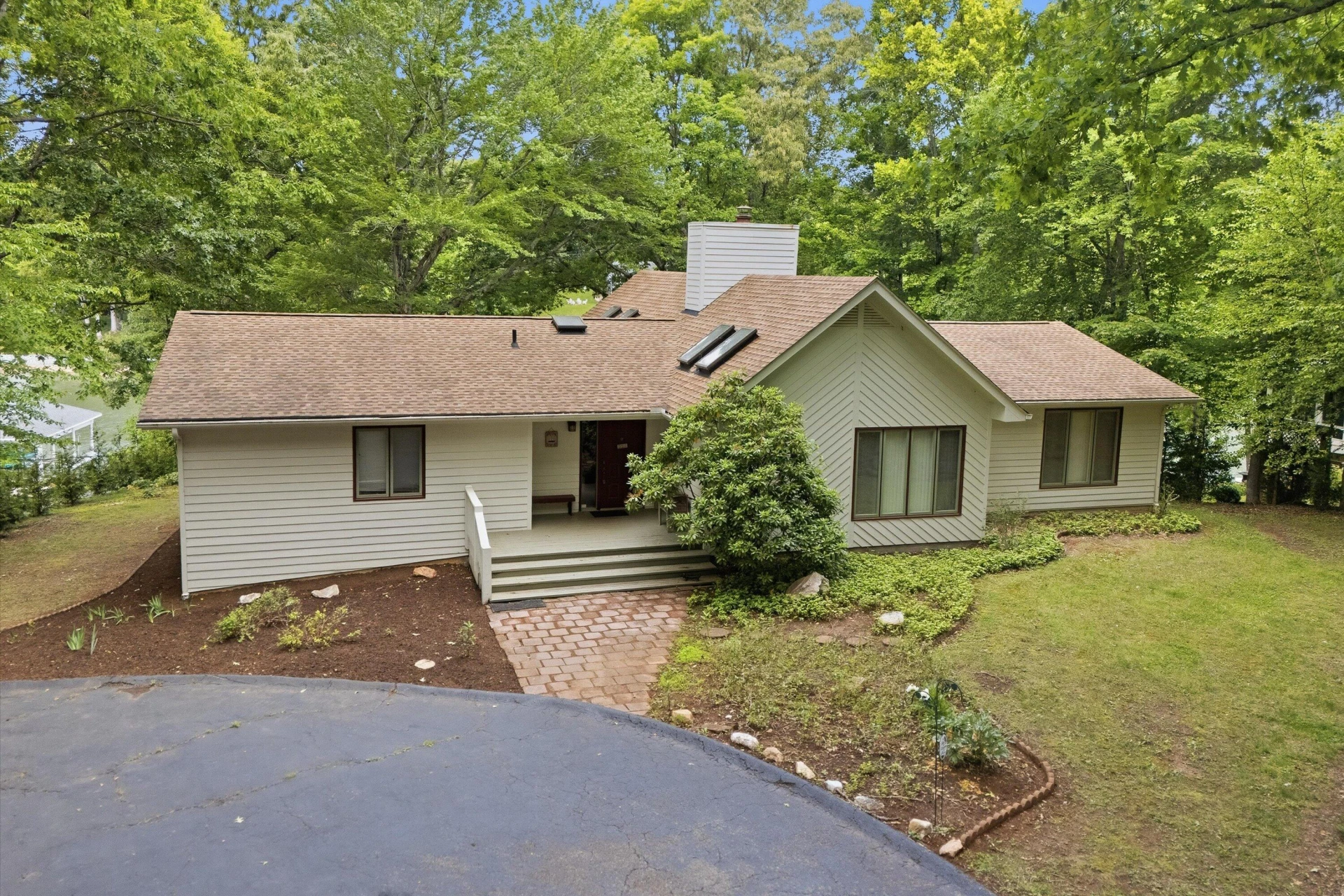 214 Twin Chimneys DR - Photo 43