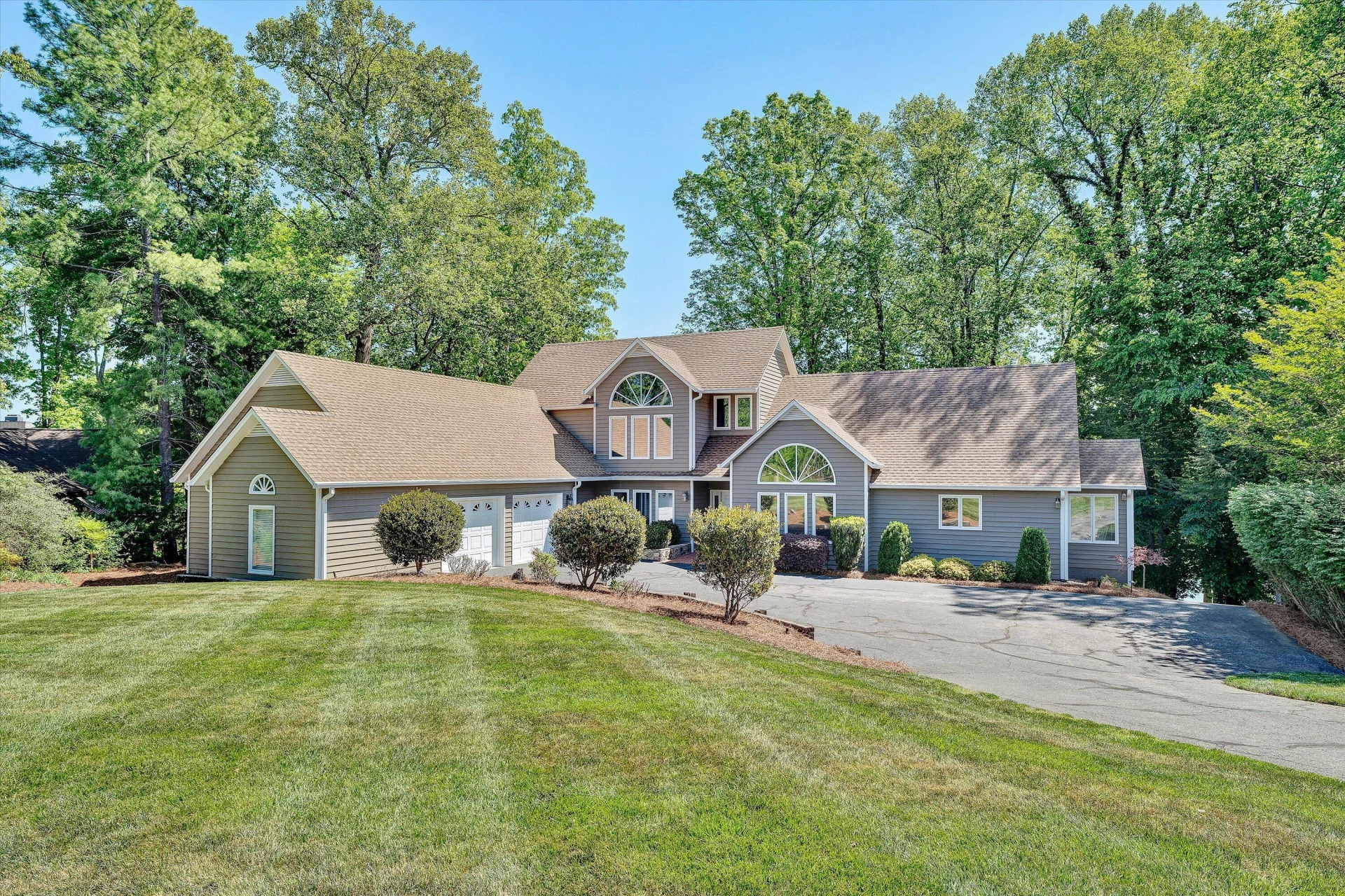25 Findlay CIR - Photo 13